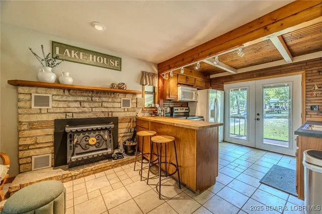 $299,900 | 28046 Washburn Point, Gravois Mills, MO 65037