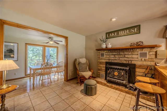 $299,900 | 28046 Washburn Point, Gravois Mills, MO 65037