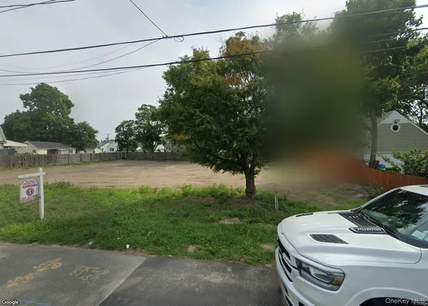 $600,000 | 247 West Avenue, Patchogue, NY 11772