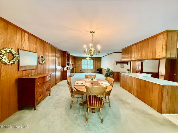$323,000 | 302 Woodlawn Drive, Williamston, NC 27892