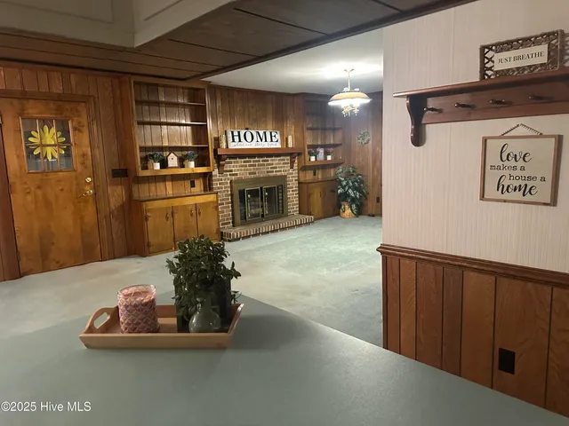 $347,450 | 302 Woodlawn Drive, Williamston, NC 27892