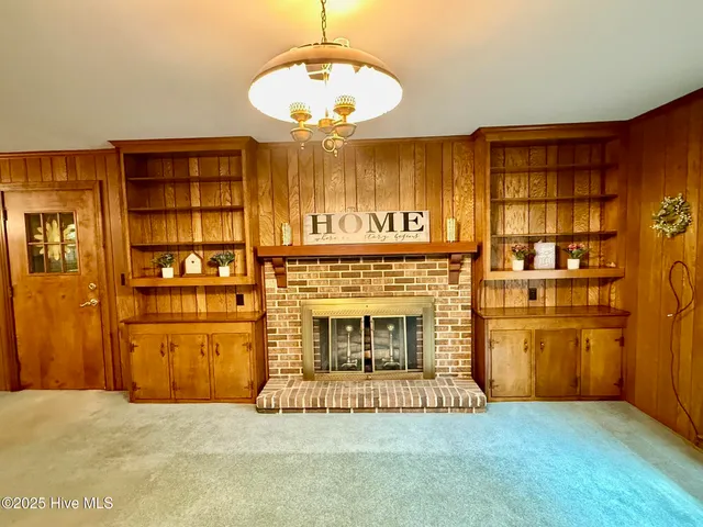 $347,450 | 302 Woodlawn Drive, Williamston, NC 27892