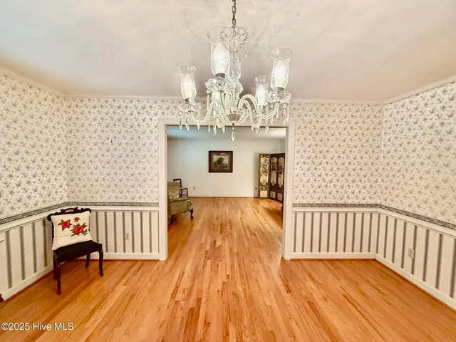 $347,450 | 302 Woodlawn Drive, Williamston, NC 27892