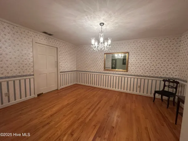 $323,000 | 302 Woodlawn Drive, Williamston, NC 27892