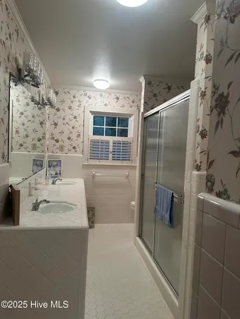 $323,000 | 302 Woodlawn Drive, Williamston, NC 27892