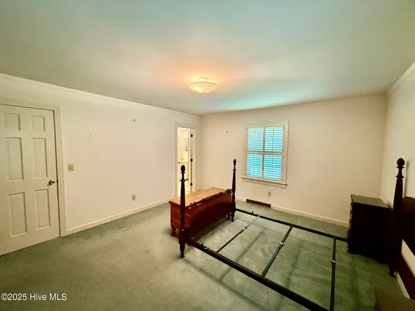 $323,000 | 302 Woodlawn Drive, Williamston, NC 27892