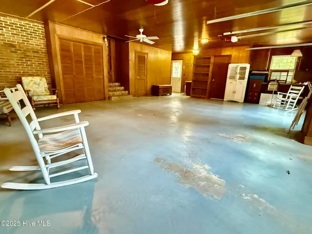 $347,450 | 302 Woodlawn Drive, Williamston, NC 27892