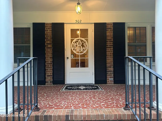 $347,450 | 302 Woodlawn Drive, Williamston, NC 27892