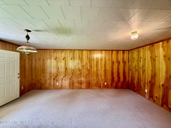 $323,000 | 302 Woodlawn Drive, Williamston, NC 27892