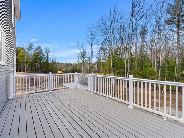 9 Winterberry Road Brookline, NH 03033 - Photo 3 of 11 Gallery Image 3