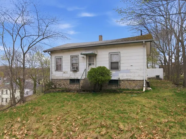 $299,900 | 8 Bagley Terrace, Lynn, MA 01904