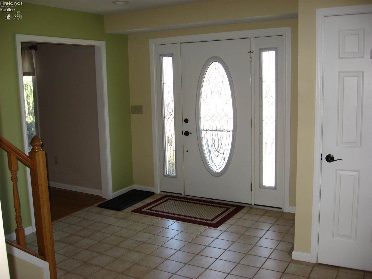 3303 Rods Drive Sandusky, OH 44870 - Photo 2 of 20 Gallery Image 2