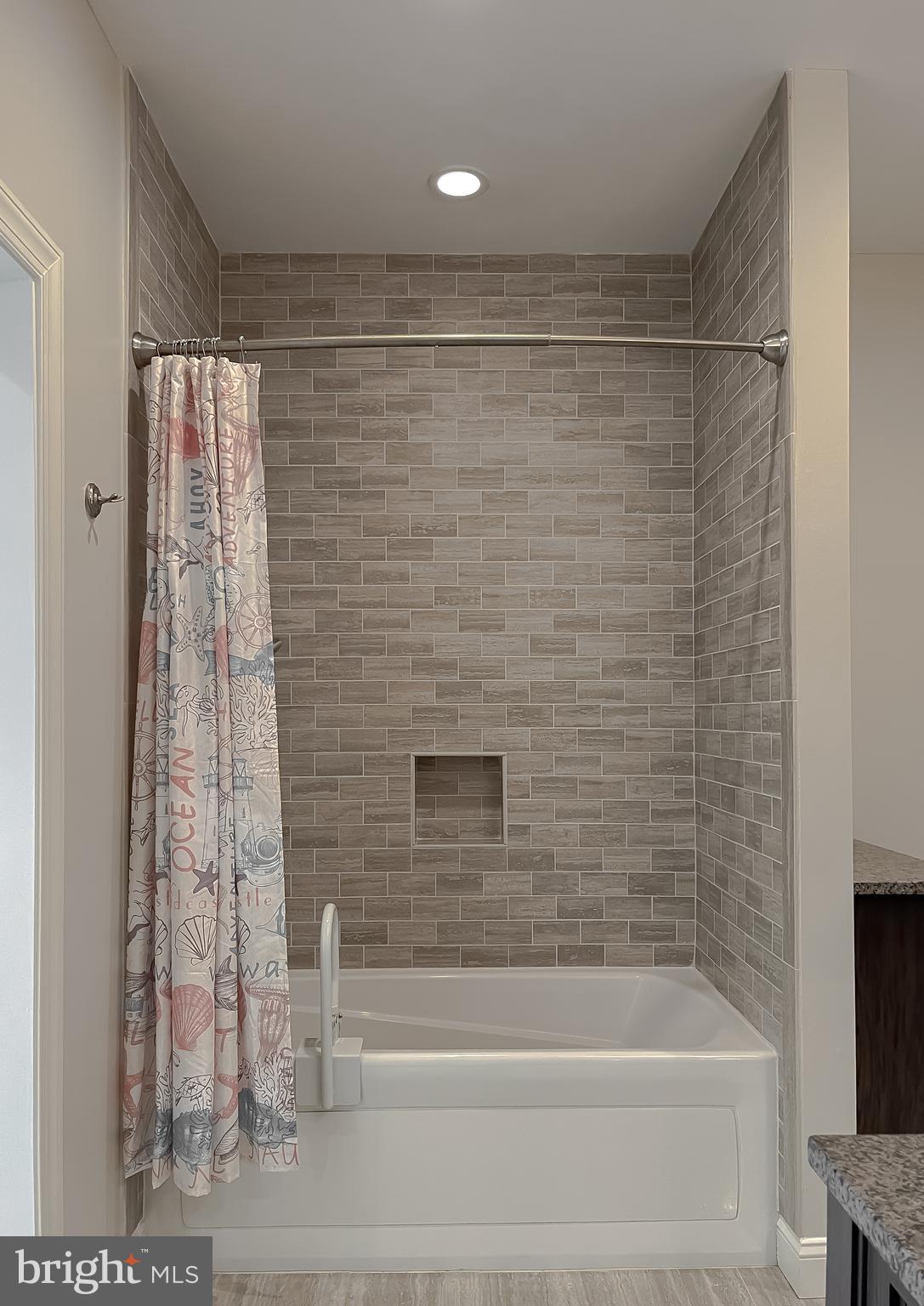 24754 Half Pone Point Road Hollywood, MD 20636 - Photo 133 of 137 a bathroom with a shower and a bath tub