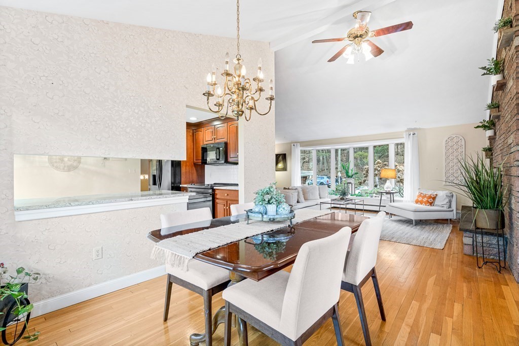 34 North Border Road Winchester, MA 01890 - Photo 11 of 40 Gallery Image 11