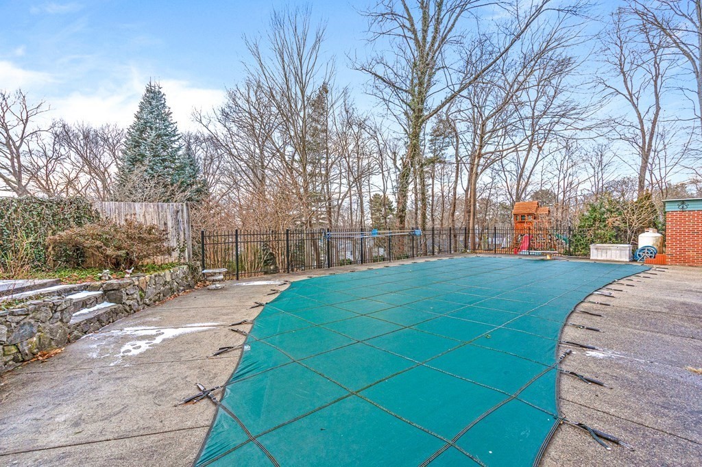 34 North Border Road Winchester, MA 01890 - Photo 33 of 40 Gallery Image 33