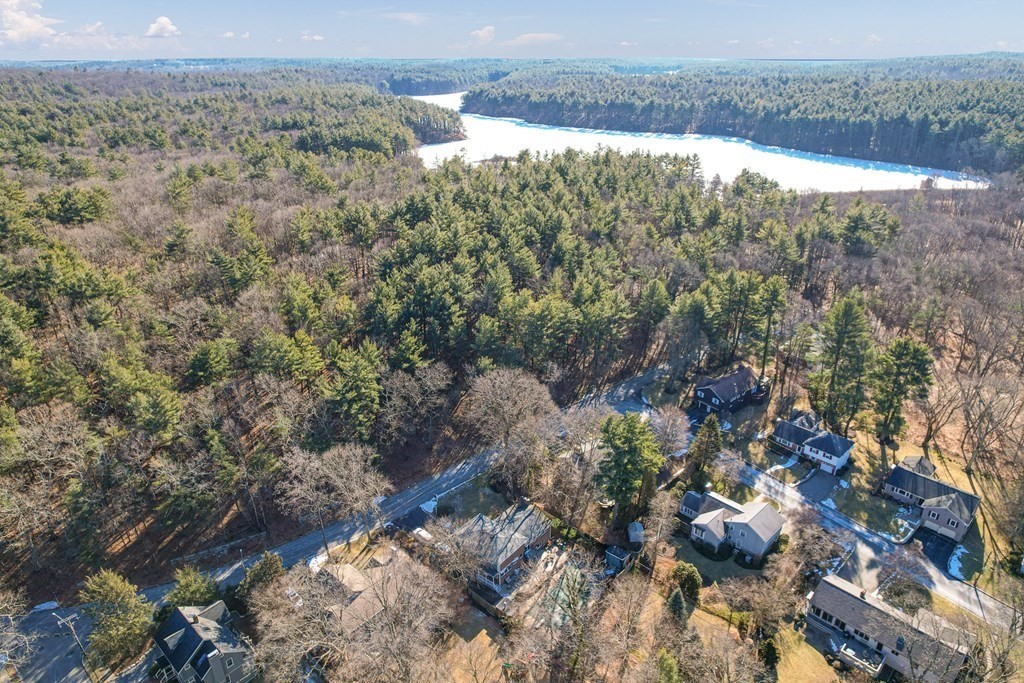 34 North Border Road Winchester, MA 01890 - Photo 37 of 40 Gallery Image 37