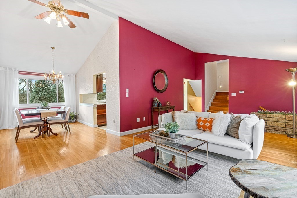 34 North Border Road Winchester, MA 01890 - Photo 9 of 40 Gallery Image 9