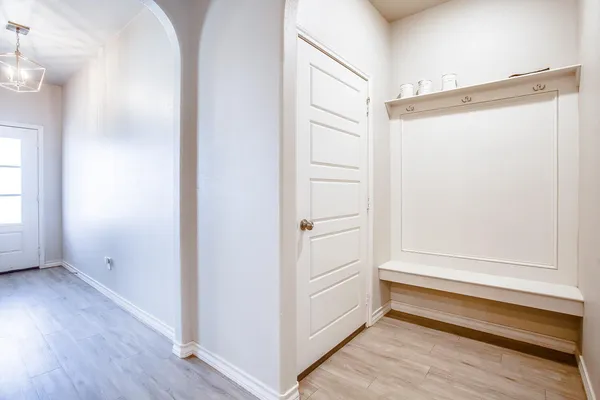 $2,295 | 2328 104th Street, Lubbock, TX 79423