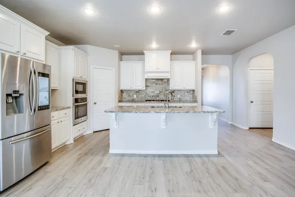 $2,295 | 2328 104th Street, Lubbock, TX 79423