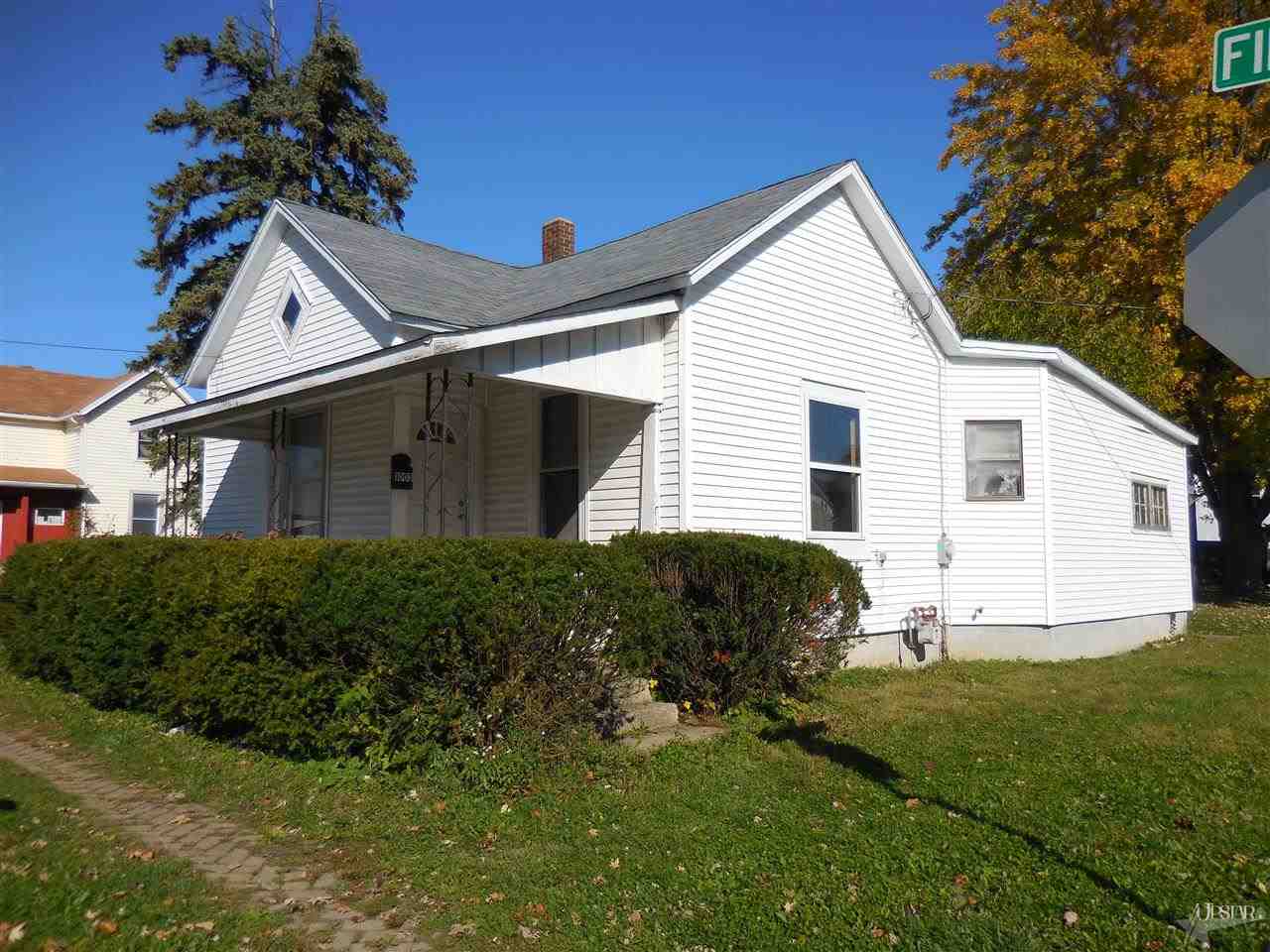 1003 First Street Huntington, IN 46750 - Photo 2 of 15 Gallery Image 2