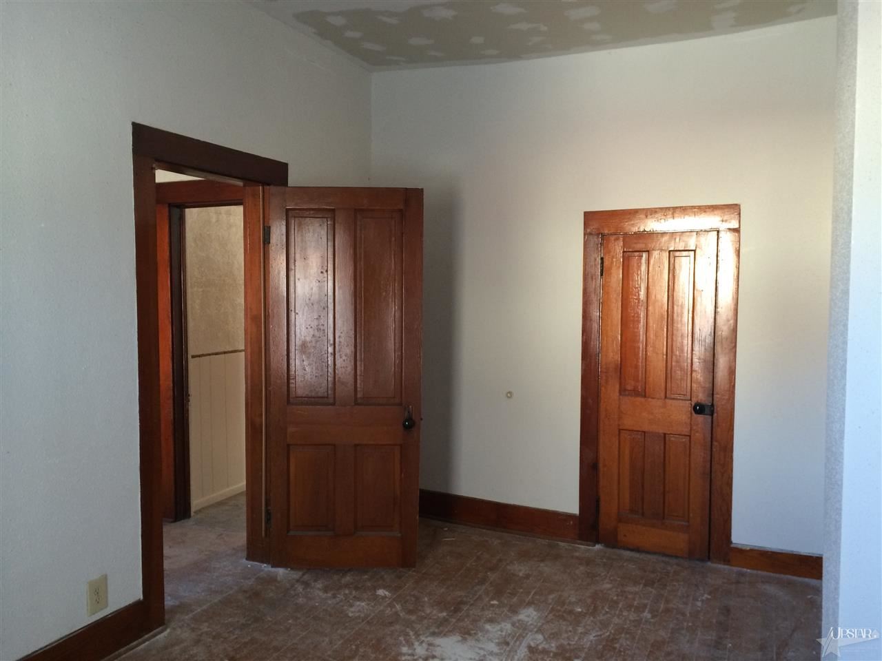 1003 First Street Huntington, IN 46750 - Photo 11 of 15 Gallery Image 11