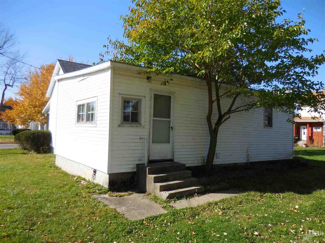 1003 First Street Huntington, IN 46750 - Photo 3 of 15 Gallery Image 3
