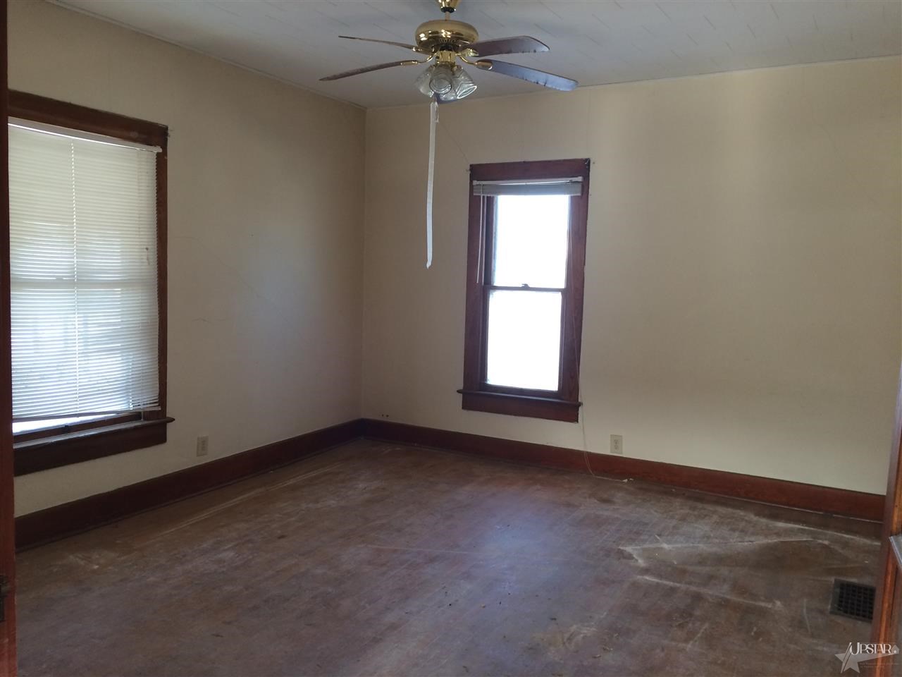1003 First Street Huntington, IN 46750 - Photo 8 of 15 Gallery Image 8