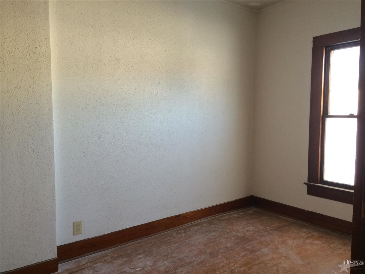 1003 First Street Huntington, IN 46750 - Photo 10 of 15 Gallery Image 10