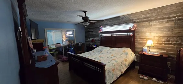 a view of a bedroom and bedroom