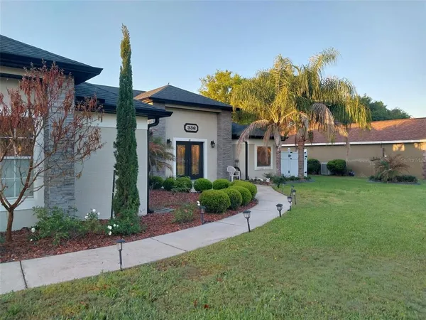 $495,000 | 336 Lakecrest Drive, Tavares, FL 32778
