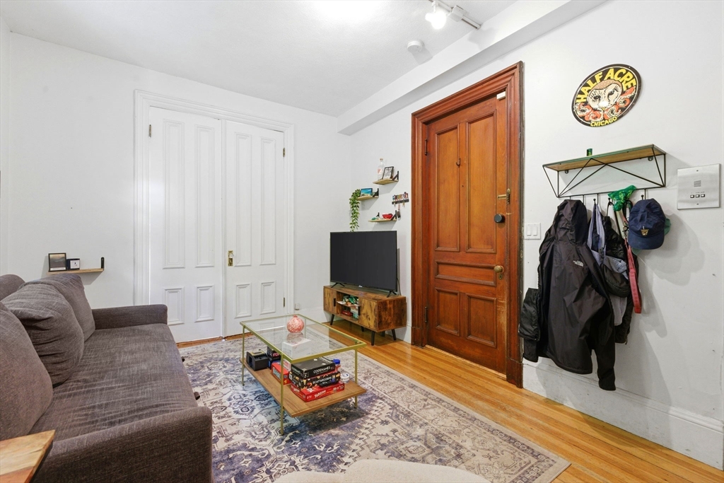 45 Rutland Street, Unit 3 Boston, MA 02118 - Photo 2 of 16