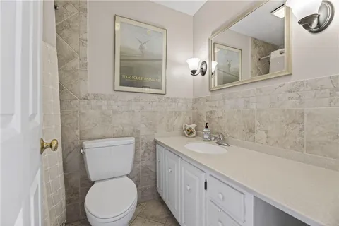 $2,250,000 | 30 Dory Court, South Kingstown, RI 02879