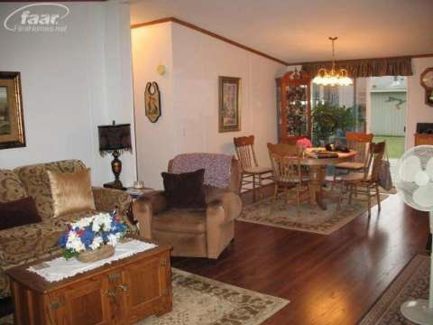 8440 North Genesee Road Mount Morris, MI 48458 - Photo 14 of 22 20404614-13.JPG