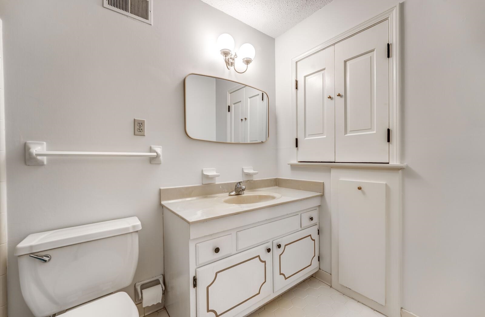 2044 Allenby Road Germantown, TN 38139 - Photo 33 of 40 Gallery Image 33