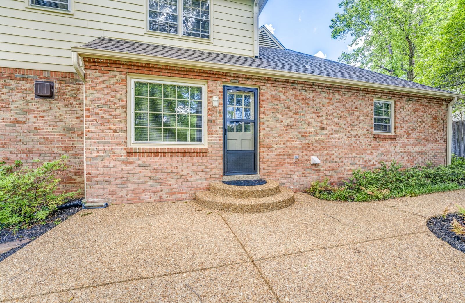 2044 Allenby Road Germantown, TN 38139 - Photo 38 of 40 Gallery Image 38