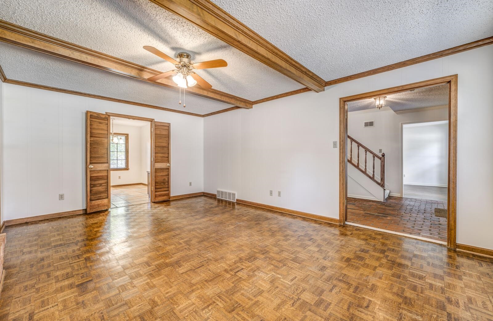 2044 Allenby Road Germantown, TN 38139 - Photo 6 of 40 Gallery Image 6
