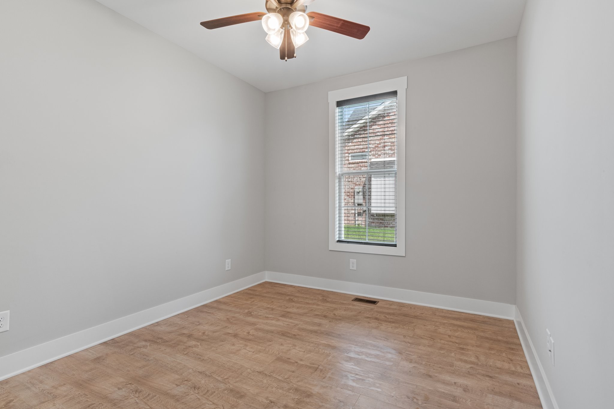 222 Julia Ann Court Springfield, TN 37172 - Photo 9 of 16 an empty room with a window