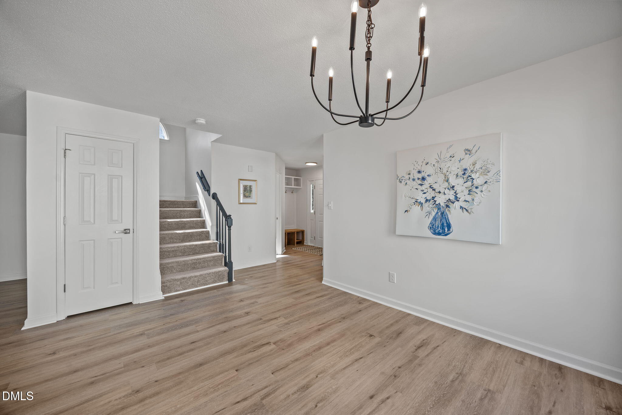 1609 Lethbridge Court Raleigh, NC 27606 - Photo 6 of 18 14-web-or-mls-IMG_1784