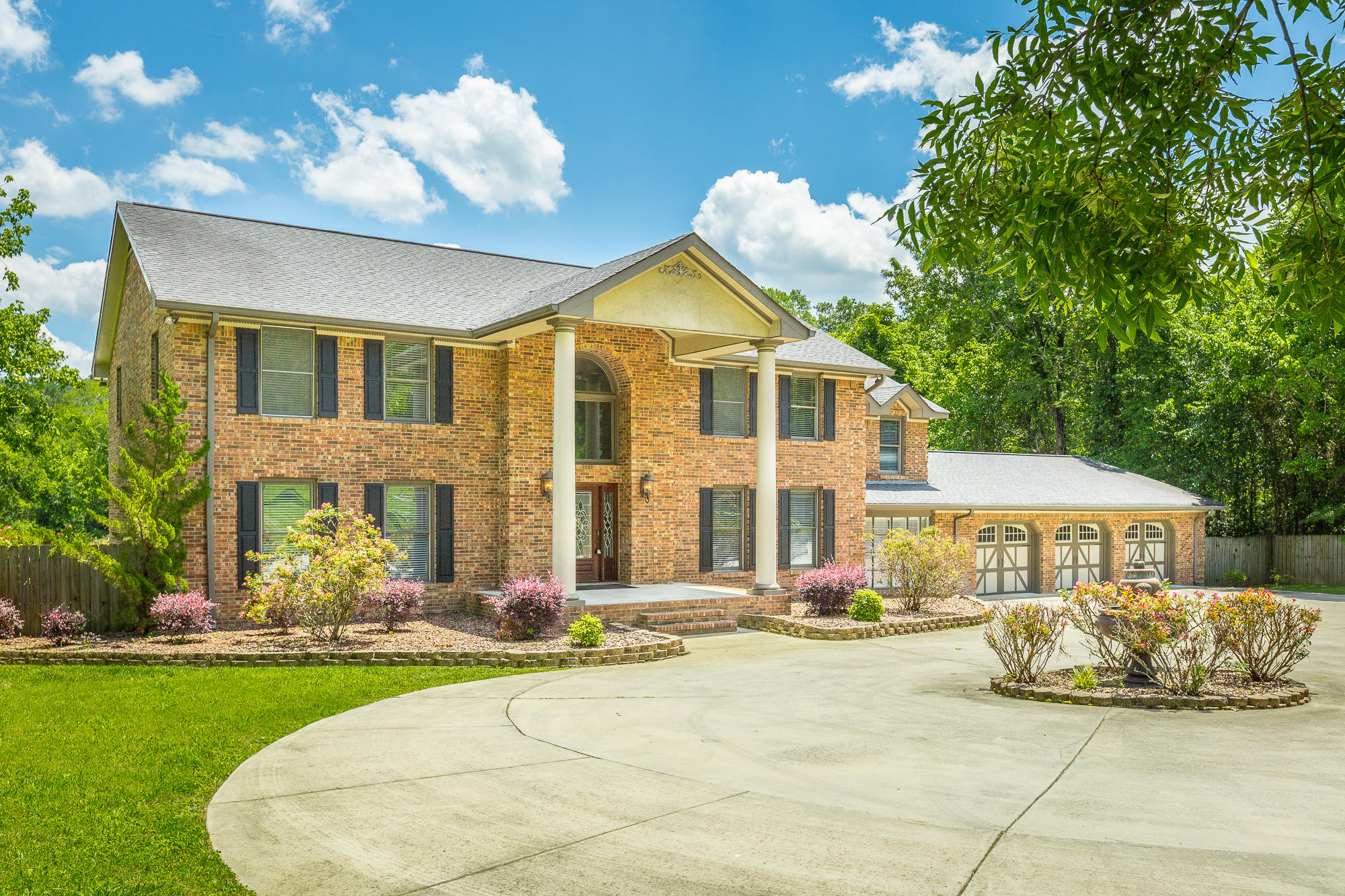 724 Graysville Road Chattanooga, TN 37421 - Photo 5 of 51 Built 1991