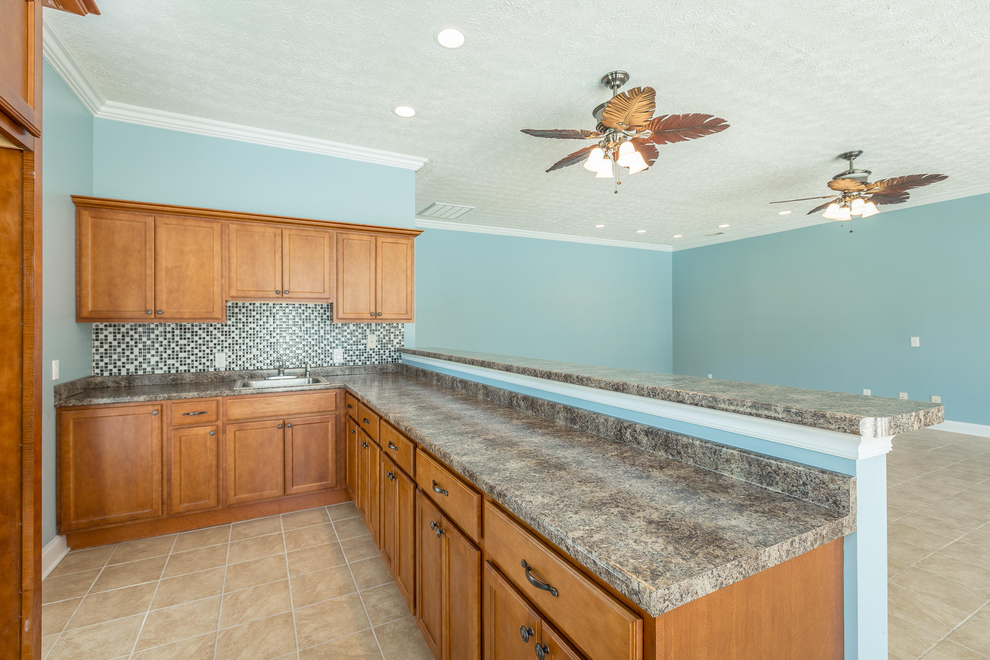 724 Graysville Road Chattanooga, TN 37421 - Photo 41 of 51 Kitchenette serves Pool/Rec Room