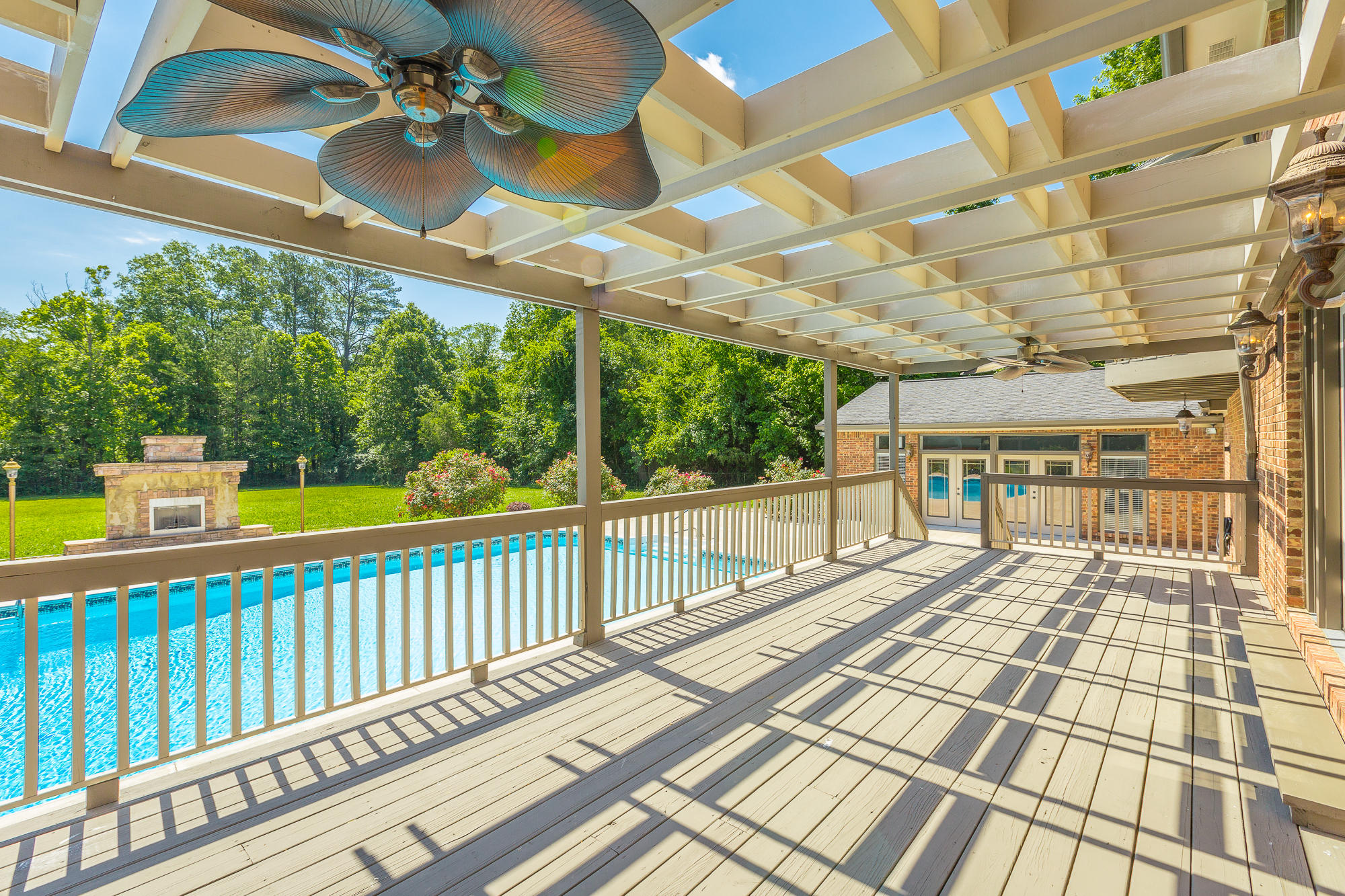 724 Graysville Road Chattanooga, TN 37421 - Photo 44 of 51 Deck adjoins Great Room