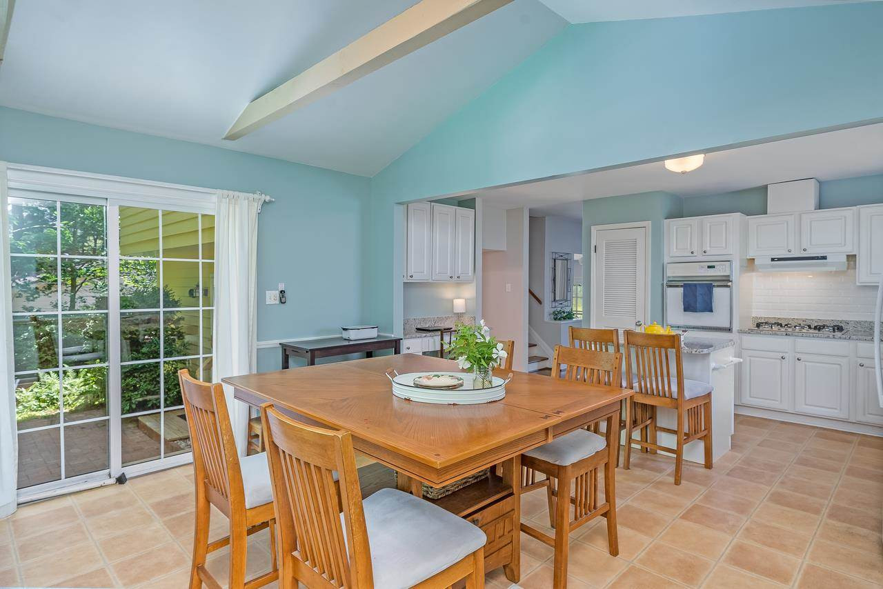 505 Old Farm Road Raleigh, NC 27606 - Photo 9 of 22 Photo 9