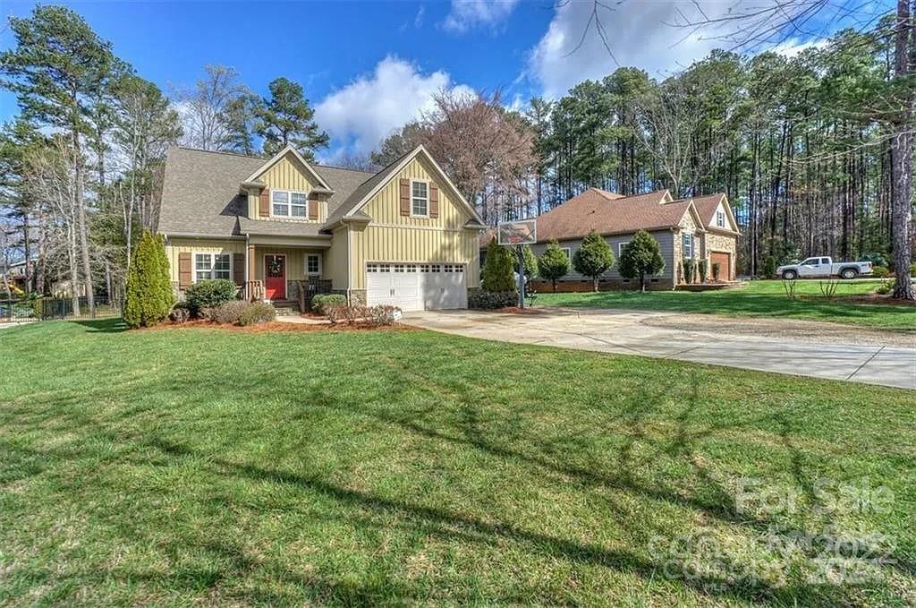 8075 Hagers Ferry Road Denver, NC 28037 - Photo 2 of 37 Gallery Image 2