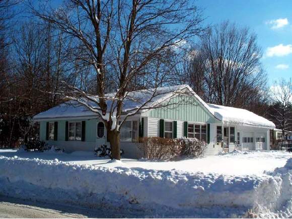 27 Range Road Franklin, NH 03235 - Photo 1 of 1 Gallery Image 1