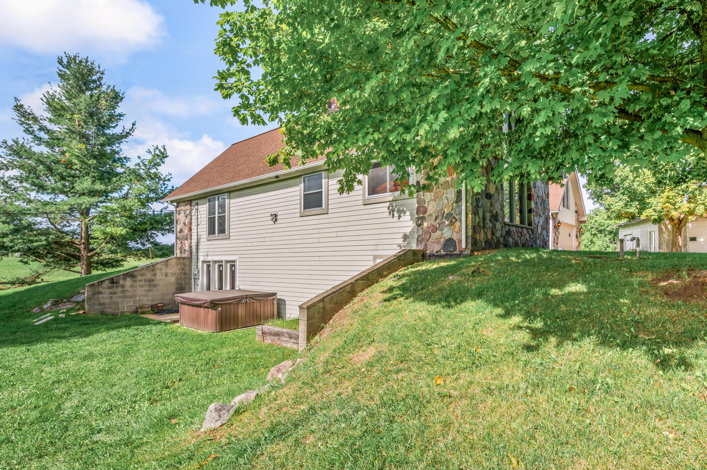 11421 South Deer Lake Road Reed City, MI 49677 - Photo 2 of 77 11421-SDeerLakeRd-RC-30