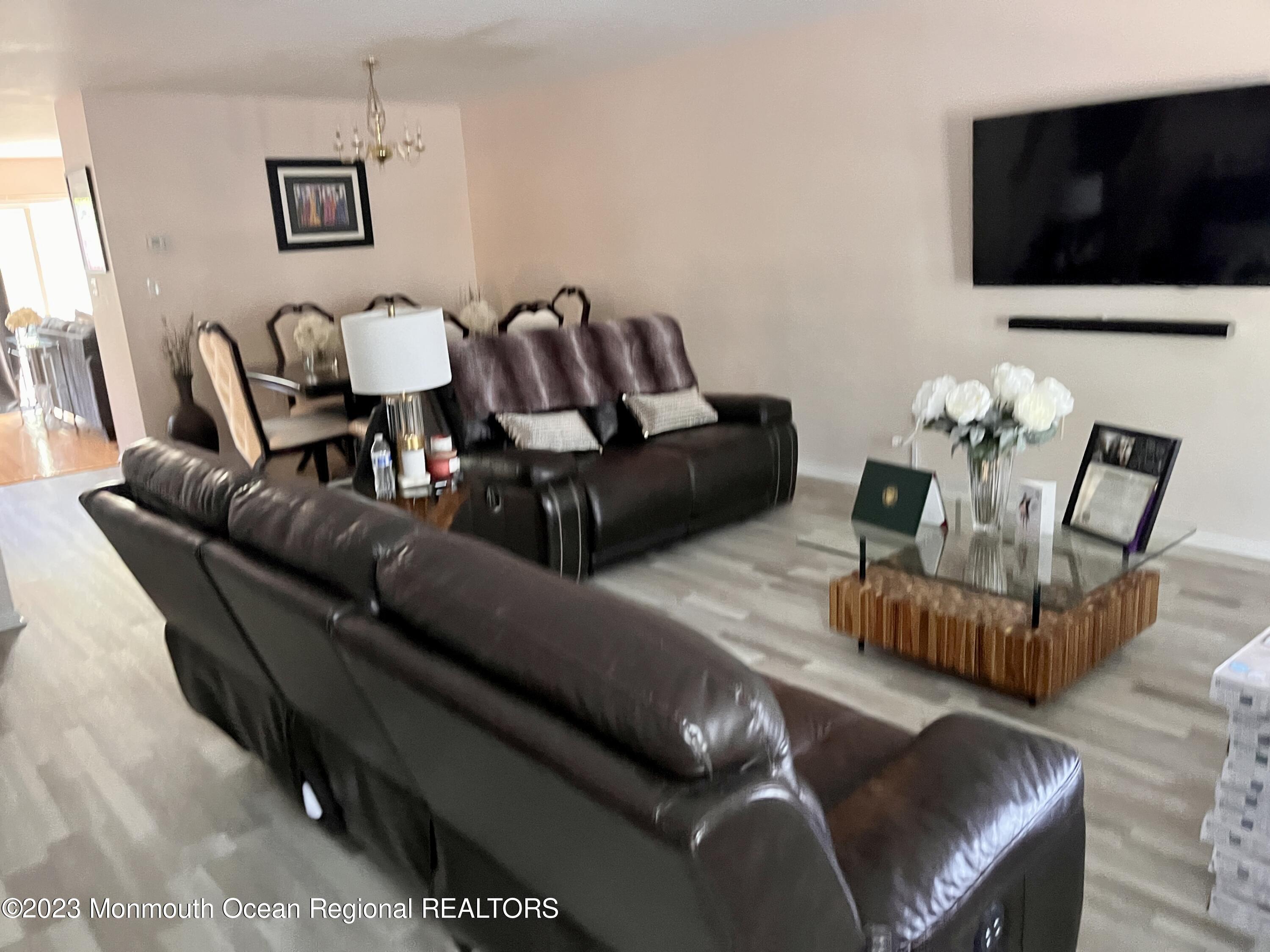151 Setter Place, Unit 1000 Freehold, NJ 07728 - Photo 3 of 22 IMG_1873