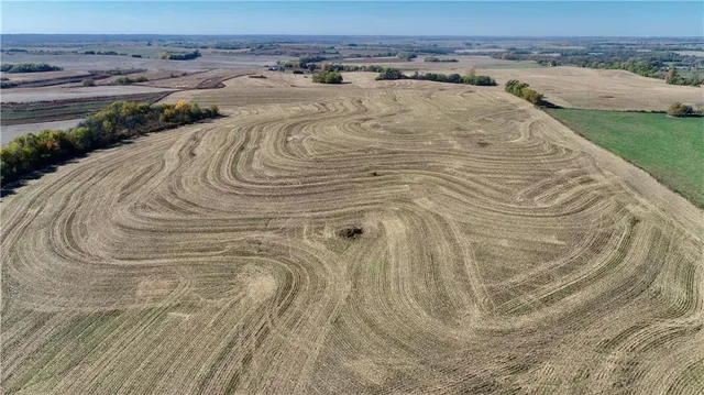 $10,000 | Us-71 Highway, Bolckow, MO 64427