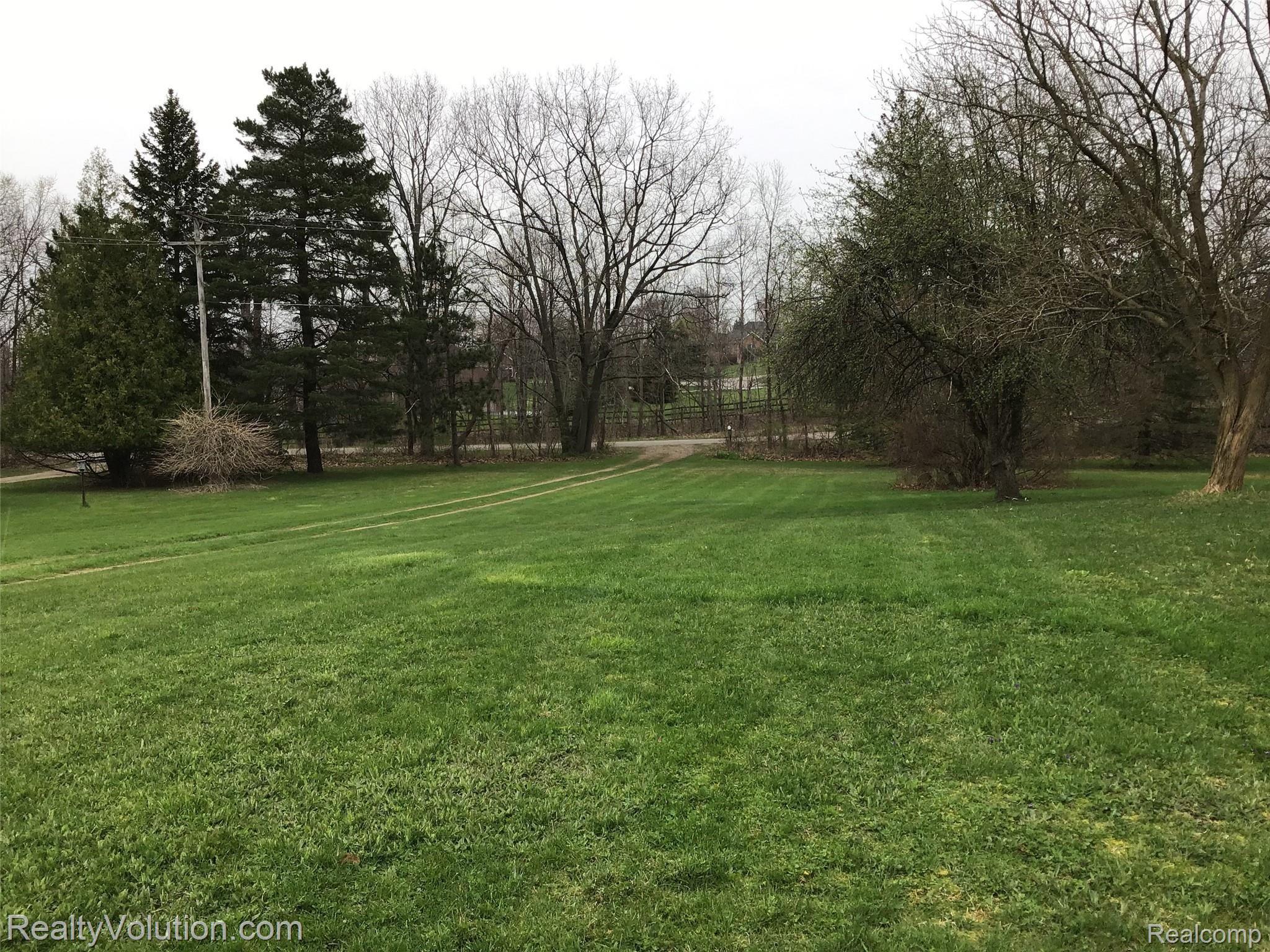 2260 South Lake George Road Metamora, MI 48455 - Photo 47 of 49 48300479-82D4-4A04-BF41-1D4C9E5D7916.jpeg