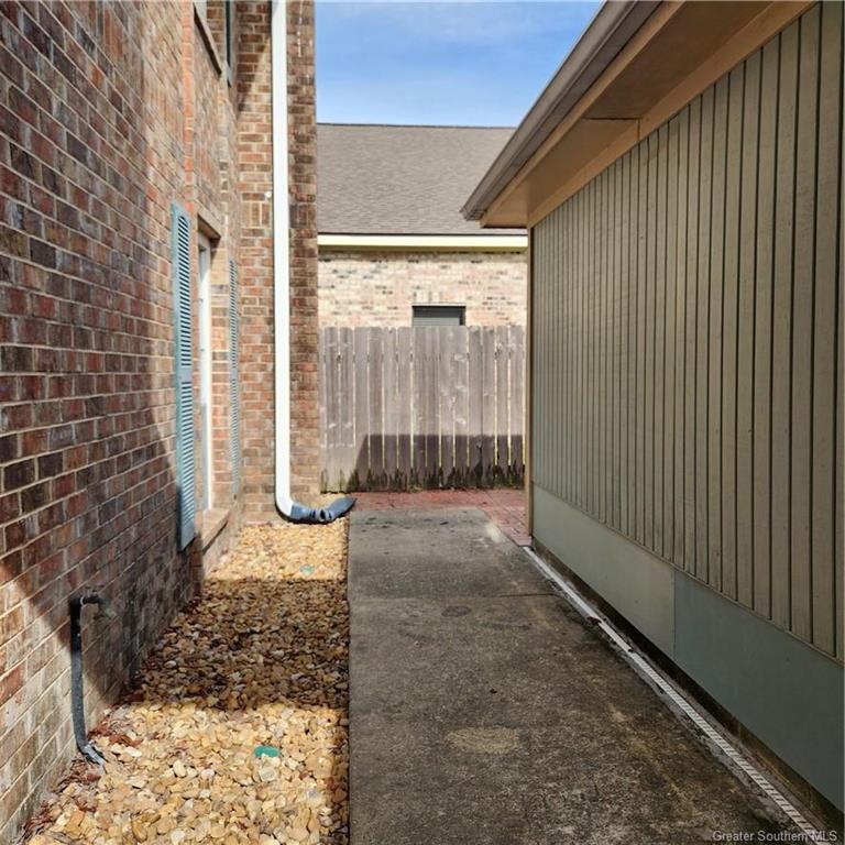 311 Rue Louis XIV, Unit E Lafayette, LA 70508 - Photo 19 of 24 Gallery Image 19