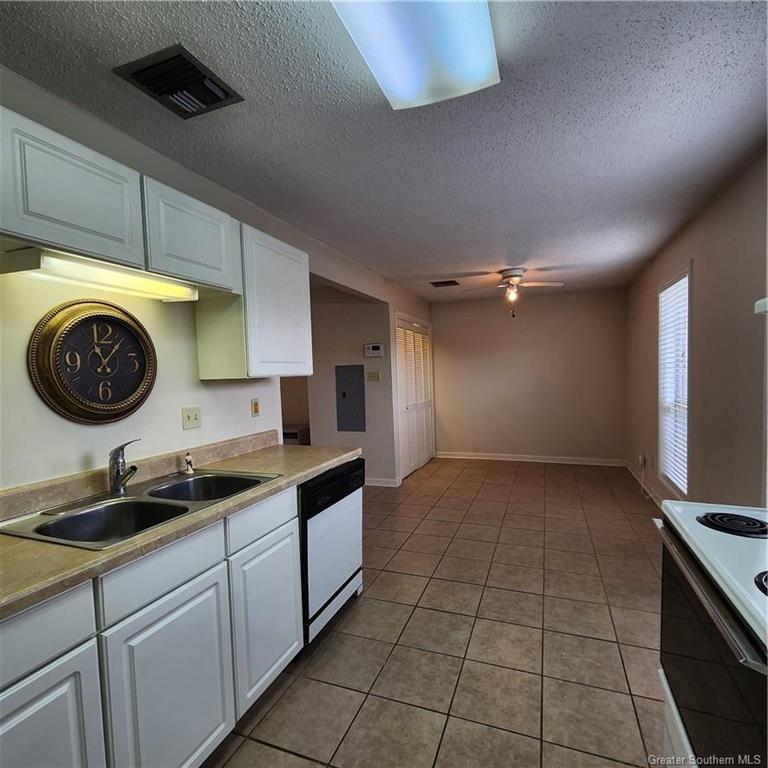 311 Rue Louis XIV, Unit E Lafayette, LA 70508 - Photo 9 of 24 Gallery Image 9